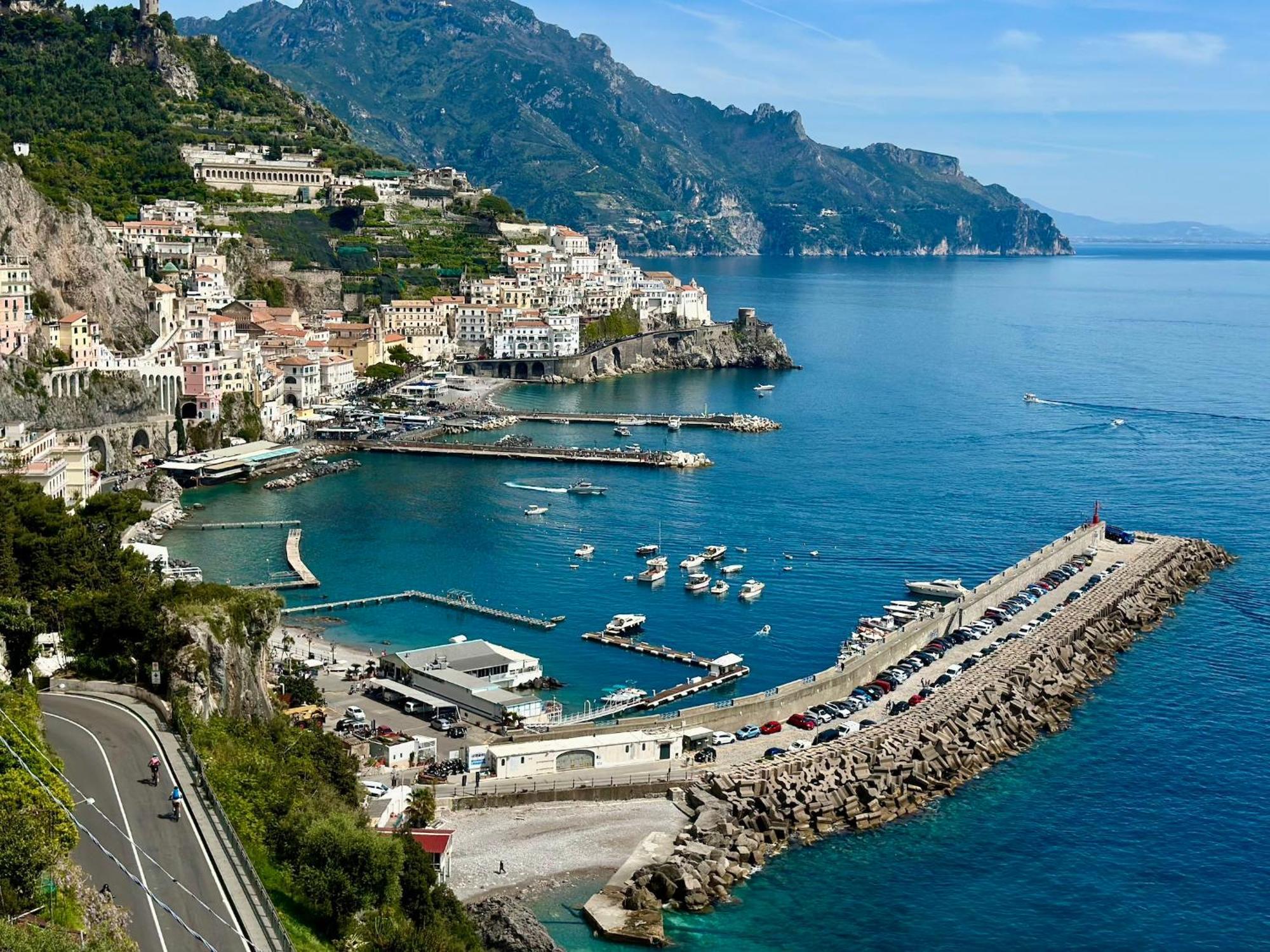 Ferienwohnung Sea Inside Amalfi Exterior foto